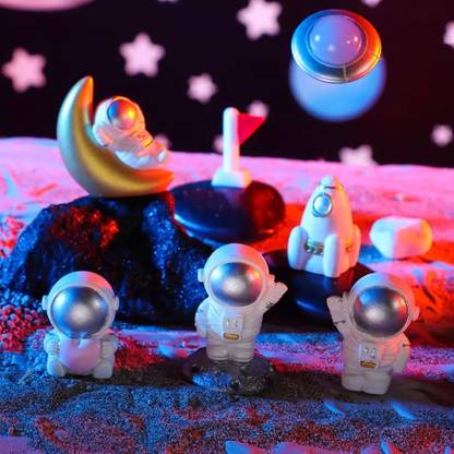 Chocozone 7 Space Crafts, Astronaut, Spaceship Miniature Landscape Action Figures(3-5cm)