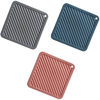 HENIJ Square Silicone Trivet Counter Dinner Drying Mat For Spoon Rests (Random Color) Polyvinyl Chloride Trivet
