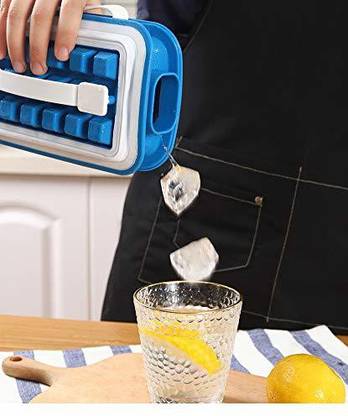 ZARWAR Portable Ice Cube Bag Cooler Storage Container Spill Proof ice cube Tray Blue, White Silicone, Plastic Ice Cube Tray