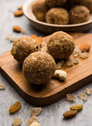 Shri Shyam Baba Desi Ghee Churma Laddo Box