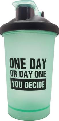 Te Quiti BPA Free GYM Bottle with Mixer Ball Gym Shaker 600 ml Shaker Green color 600 ml Shaker