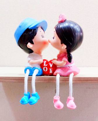 Style My Home Cute Kissing Couples with Hanging Legs| Couple Statues| Gift for Valentines Day Decorative Showpiece  -  12.5 cm