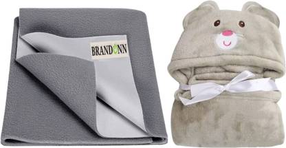 BRANDONN New Born Baby Gift Set Combo Pack for Baby Boys and Baby Girls Pack of 2 Pcs