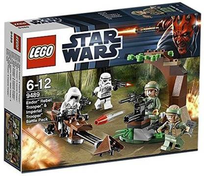 LEGO Star Wars 9489: Endor Rebel Trooper And Imperial Trooper