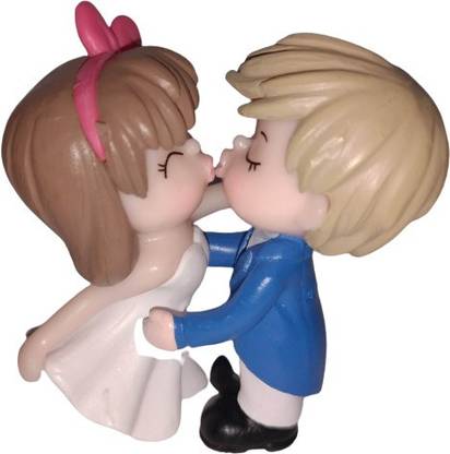 tskutty Couple Kissing Figurine - Small, Red and White or Blue and white SET OF 2 Decorative Showpiece  -  5.5 cm