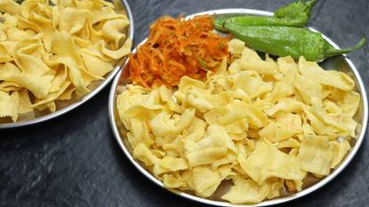 pagran Gujarati Plain Papdi | Papadi Surat (Crispy Pure Besan Namkeen Snacks) (400g)
