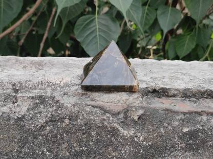 Shraddha Shree Gems Healing Crystal Labradorite Gemstone Pyramid 2 Inches Regular Angular Crystal Stone