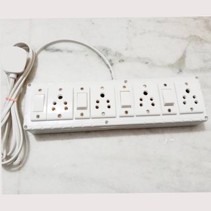 ATLANTA #3 6 A Three Pin Socket