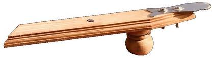 JVJP I Wood Wood Coconut Scraper Movable Chirava Coconut Scraper