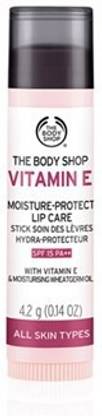 दी बॉडी शॉप Vitamin E Lip Care SPF 15 प्राकृतिक