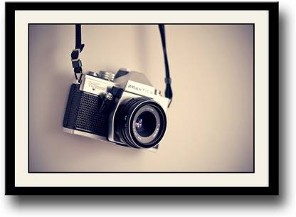 Artifa Camera Canvas 10 inch x 14 inch Painting