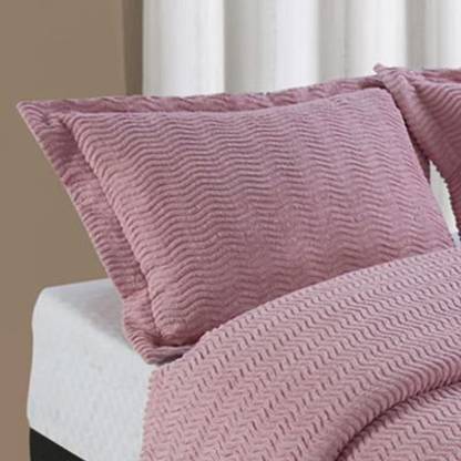 Better Trends / Pan Overseas Filled Size Pillow Protector