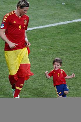 Fernando Torres Poster Paper Print