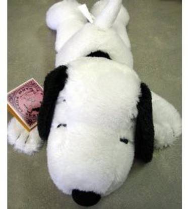 Hallmarc Hallmark Snoopy PAJ3004 Small Laying Down Snoopy Plush  - 25 inch