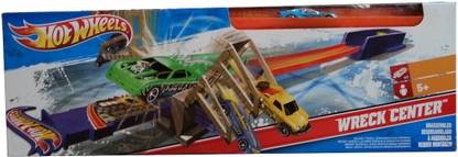 HOT WHEELS Wreck Center