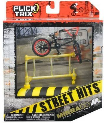 SPIN MASTER Flick Trix - Street Hits - Mirraco Parking Gate