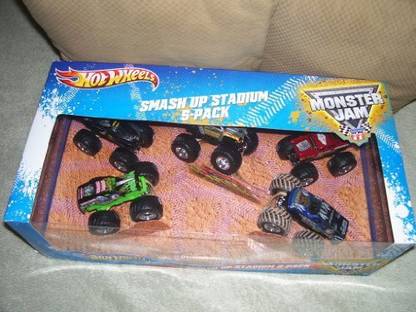 MATTEL Hot Wheels Monster Jam Smash Up Stadium 5 Pack 164