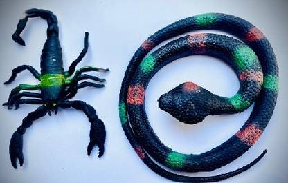 Tik C Rubber snake and scorpio toys