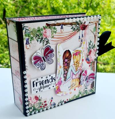 lavy's creations FRIENDS FOREVER - Handmade Scrapbook Album