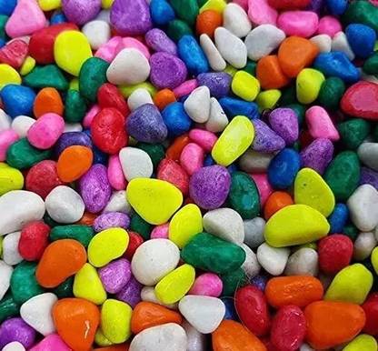 Animaux Multi-color Stone 3 kg with 4 Plastic Fish for Home, Marble Planted Substrate