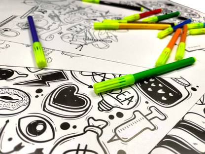 SARASI Doodle Art, Create 8 Colorful Doodle Artworks & Display Them (Included Hangers)