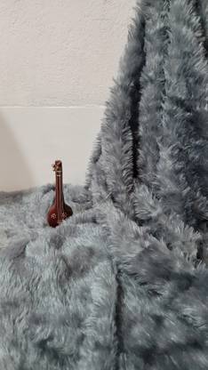 yo comfort 1M Unstitched Soft & Thin Grey Faux Fur Fabric. 38inL/60+inB/2cm Hair Length.