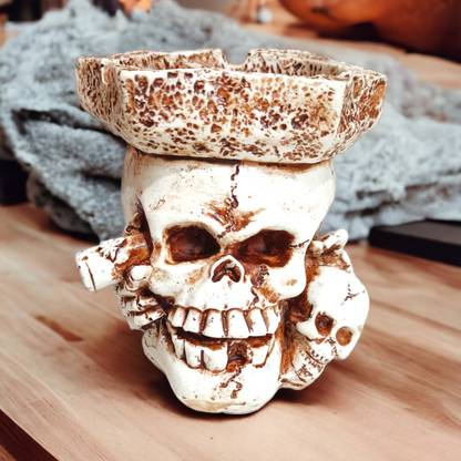 GLOBAL AROMA Skull Ashtray Decorative Skulls, Skeletons Figurines for Bar Accessories, White Polyresin Ashtray