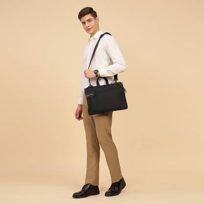 SWISS MILITARY Elite Collection Laptop Sling bag Messenger Bag