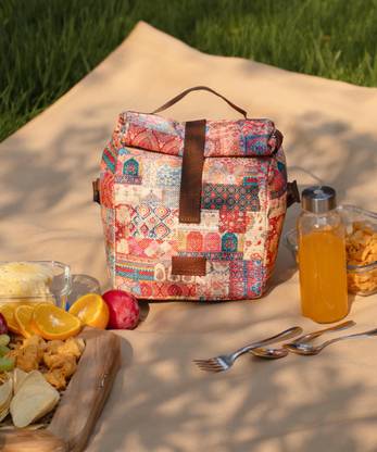 ZOUK Kutch Gamthi Roll Up Lunch Bag Lunch Bag