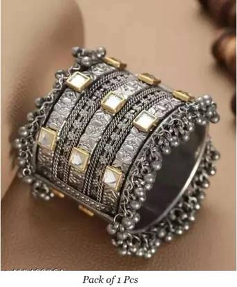 Samridhi DC Brass Cuff