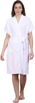 Pugnaa White Free Size Bath Robe