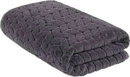 MAXOSHINE Microfiber 350 GSM Bath Towel