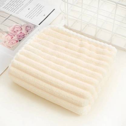 Linear Microfiber 300 GSM Bath Towel