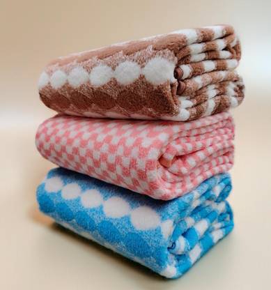 shegur's Microfiber 450 GSM Beach, Sport, Bath Towel