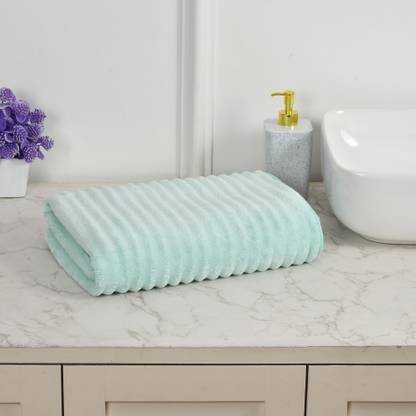 Cotton Bolls Textiles Microfiber 340 GSM Bath Towel