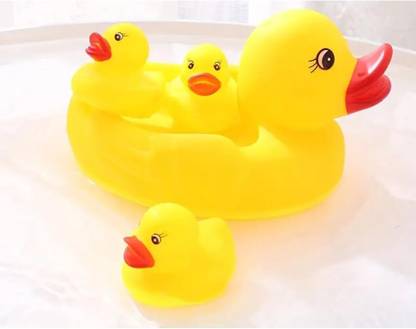 SSCollection Duck Family Baby Bathing Toys Set Non-Toxic Rubber Squeezy Family Baby Toy Bath Toy