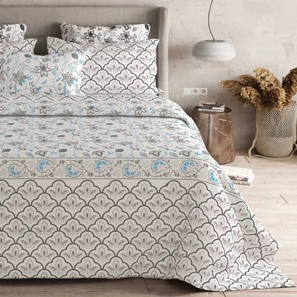 LABHAM 144 TC Cotton Super King Striped Flat Bedsheet