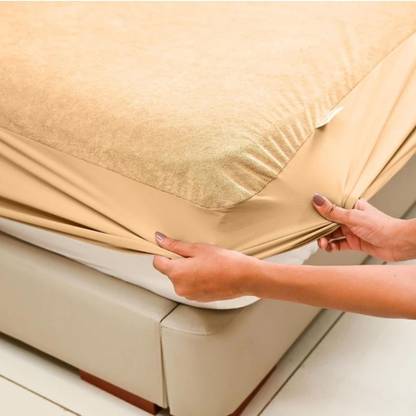 Blufurn Cotton Double Fitted (Elastic) 200 TC Solid Bedsheet