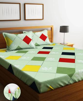 Home Sizzler Microfiber Double Fitted (Elastic) 144 TC Geometric Bedsheet