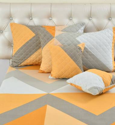 CLOVIS KRAFTS Microfiber Double Fitted (Elastic) 240 TC Floral Bedsheet