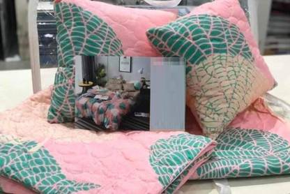 Dizen Star Cotton Queen Sized Bedding Set