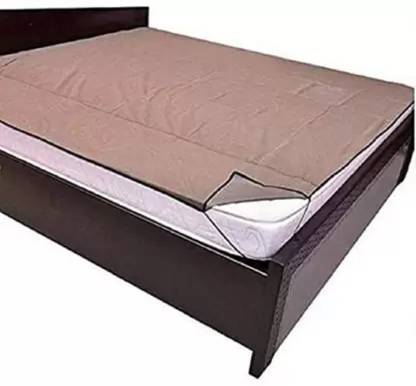 AG Creations Polyester Double Flat 200 TC Solid Bedsheet