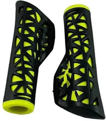 PRAKMO Black and green Cycle Handle Grip 24-29 Inch Bicycle Hand Grip 125mm Length Bicycle Handle Grip