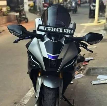auto trends Black Indonesian Bubble Visor for Yamaha R15 V4 M Bike Windshield