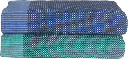 Sharan Elegance Checkered Single AC Blanket for  Mild Winter