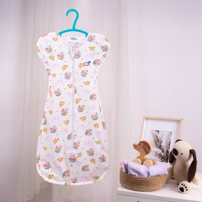 haus & kinder Printed Crib Swaddling Baby Blanket for  AC Room