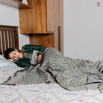 Saagar Tex Self Design Single AC Blanket for  Heavy Winter
