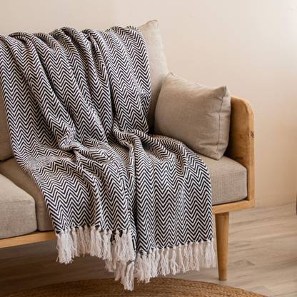 HOMEMONDE Geometric Single Throw for  AC Room