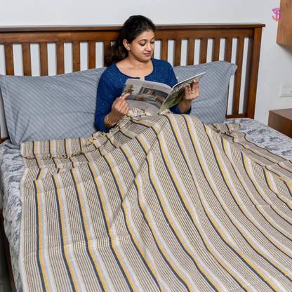 Saagar Tex Striped Single AC Blanket for  Heavy Winter