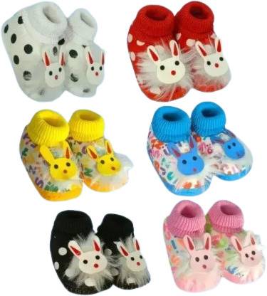 Bullcraft Soft Fabric Unisex Newborn Baby Booties Infant Baby First Walking Shoes Booties
